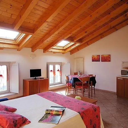 Sleeps 5 Pool Wifi *